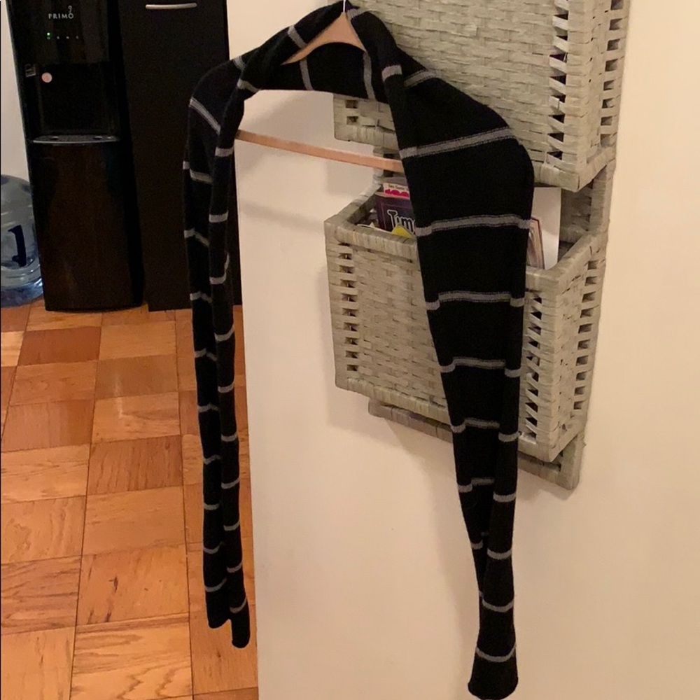 100% cashmere scarf